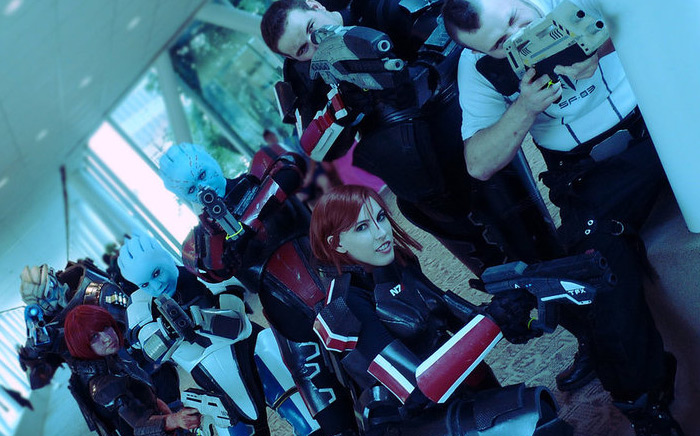 mass_effect_cosplay_grupo