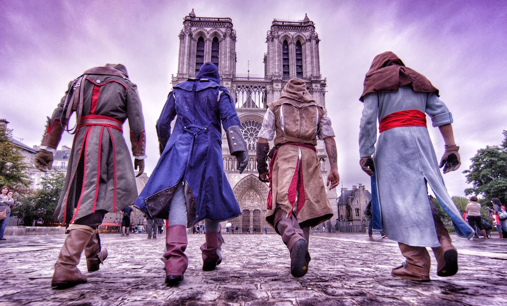 PARKOUR Y ASSASSIN’S CREED UNITY SE DAN LA MANO